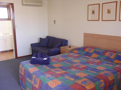 Palm Valley Motel - Accommodation Georgetown 5