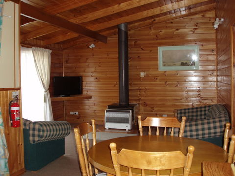 Boat Harbour Garden Cottages - Accommodation Georgetown 4