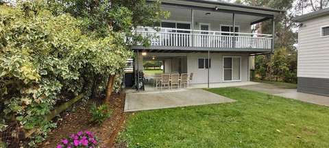 Paradise Bungalow Waterfront - Accommodation Georgetown 1