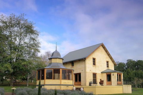 Kentisbury Country House - Accommodation Georgetown 0