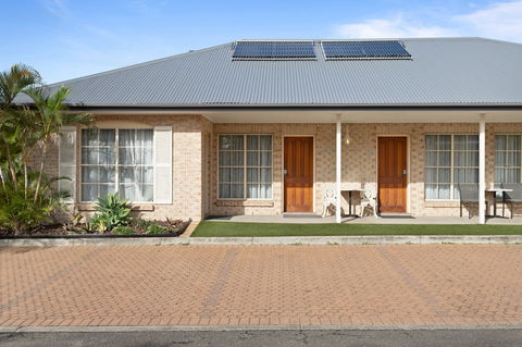 Coopers Colonial Motel - Accommodation Georgetown 0