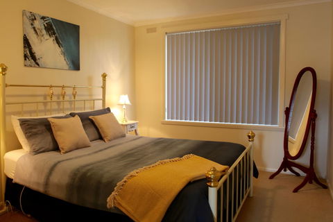 Sails On Port Sorell - Accommodation Georgetown 3