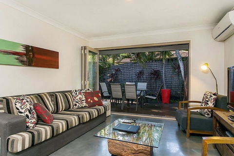 Byron Lakeside Holiday Apartments - Accommodation Georgetown 4