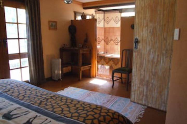 Devils Hole ACT Accommodation Georgetown