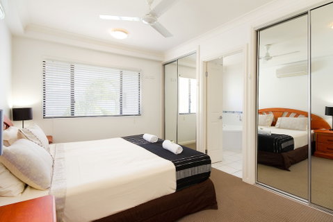 The Mediterranean Beachfront Apartments - Accommodation Georgetown 5