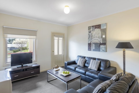 Hawthorn Gardens Serviced Apartments - Accommodation Georgetown 6