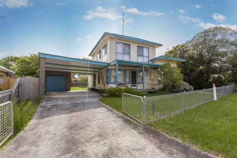 HOLIDAY On NAUTILUS INVERLOCH - Accommodation Georgetown 1