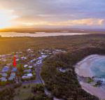Angourie Blue 7 stroll to surfing beaches. - Accommodation Georgetown