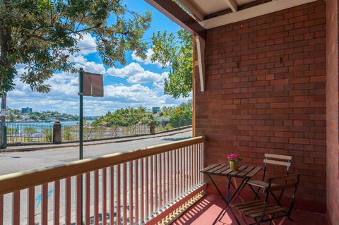 The Darlingbay CBD Harbour View Escape - Accommodation Georgetown 6