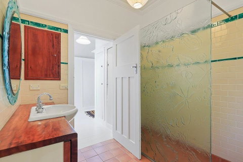 Sail On In Boatshed - Accommodation Georgetown 1
