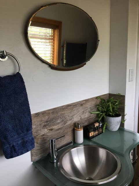 Springmead Rustic Cabin - Accommodation Georgetown 3