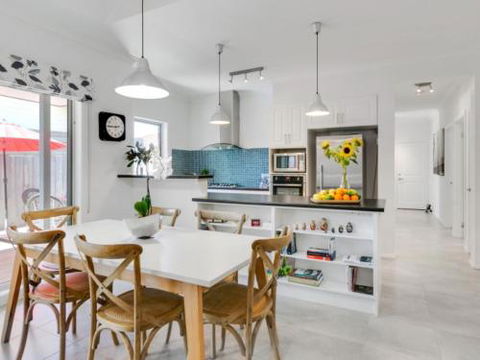 Venice On The Beach - Accommodation Georgetown 4