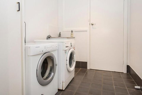 Eagle Bay Beach House - Accommodation Georgetown 7