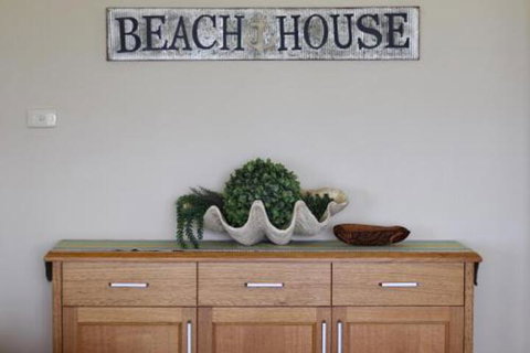 Beachside Husky Waterfront - Accommodation Georgetown 4