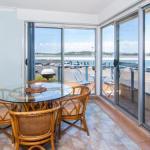 Fairholme 8 Perfect Lakefront Position - Accommodation Georgetown 0