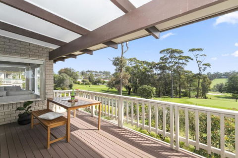 Mollymooks Tee To Sea 19 Buchan Street - Accommodation Georgetown 3