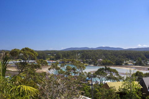 Elevated Views At Burrill Lake 17 Canberra Cres - Accommodation Georgetown 5