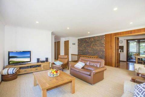 Relaxed Homely Retreat 57 Carroll Ave - Accommodation Georgetown 3