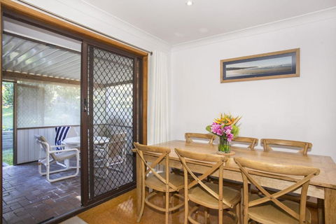 Relaxed Homely Retreat 57 Carroll Ave - Accommodation Georgetown 1