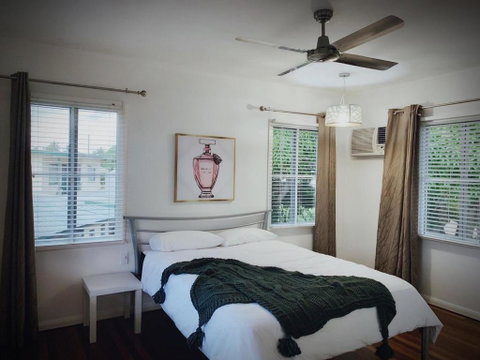 Holiday Rental Huge House With Beach Views - Accommodation Georgetown 6