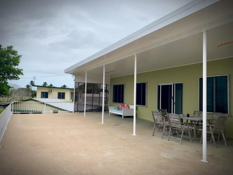 Holiday Rental Huge House With Beach Views - Accommodation Georgetown 4