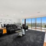 BENGALEE EXECUTIVE TOWNHOUSE MODERN & STYLISH - Accommodation Georgetown 0