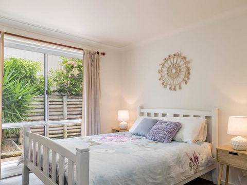 Lovely Modern Villa Amidst Peaceful Surroundings - Accommodation Georgetown 3