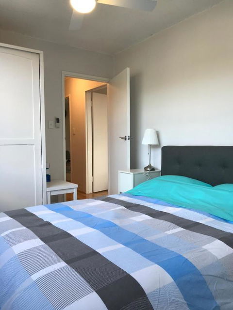 Santa Monica Apartment - Accommodation Georgetown 2