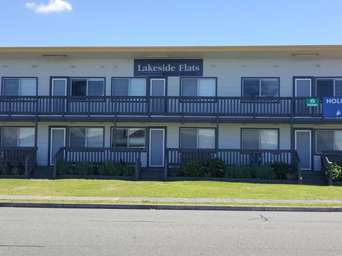 Lakeside Flats 5 - Accommodation Georgetown 4