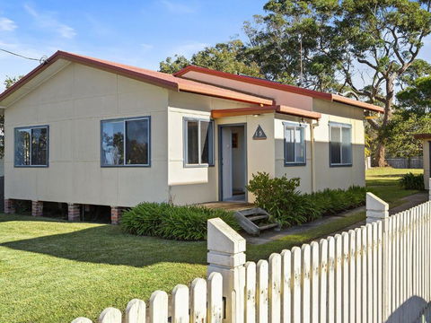 Crystal Blue Views Across The Bay - Accommodation Georgetown 5