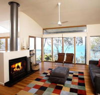 Wye View architecturally designed stunning views - Accommodation Georgetown