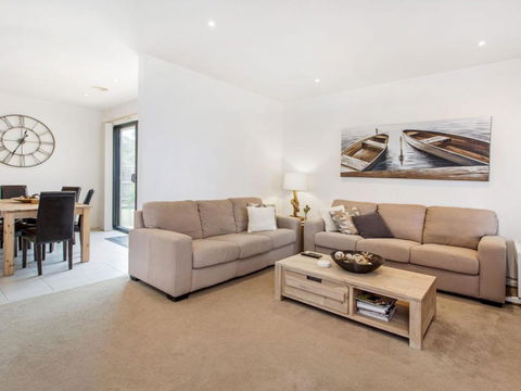 COASTAL HAVEN DROMANA - Accommodation Georgetown 1