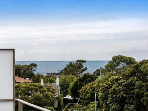 NORTH POINT RETREAT MORNINGTON - Accommodation Georgetown 1