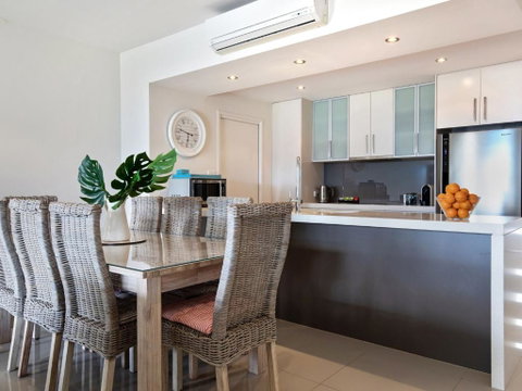 Serenity Shores (by Jervis Bay Rentals) - Accommodation Georgetown 1