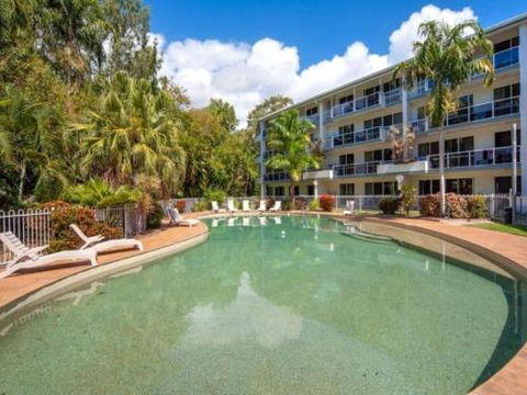 RED COWRIE 321atPALM COVE - Accommodation Georgetown 0
