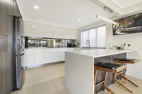 CANAL HOME NEAR MOOLOOLABA Kooringal - Accommodation Georgetown 1