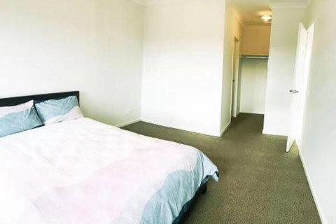 Comfortable 4BR 2Bath House Tarneit Melbourne???? - Accommodation Georgetown 1