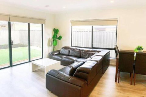 Comfortable 4BR 2Bath House Tarneit Melbourne???? - Accommodation Georgetown 6