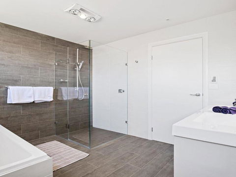 Bay Views Panoramic Jervis Bay Views - Accommodation Georgetown 3