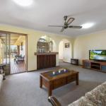 Buckland St. 29 Mollymook - Accommodation Georgetown 0