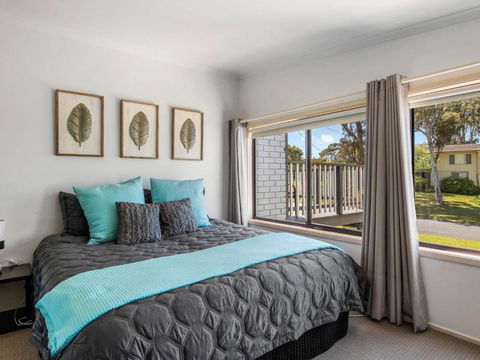 Carroll Ave 85 Mollymook - Accommodation Georgetown 6