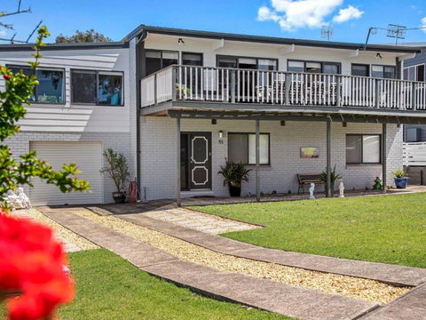 Carroll Ave 85 Mollymook - Accommodation Georgetown 3