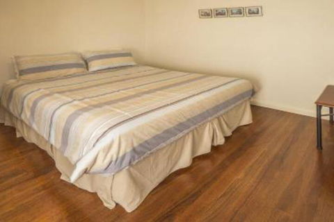 Lockhart Ave 76 - Accommodation Georgetown 5