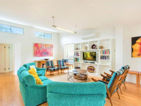Tallwood Ave 77 Mollymook - Accommodation Georgetown 1