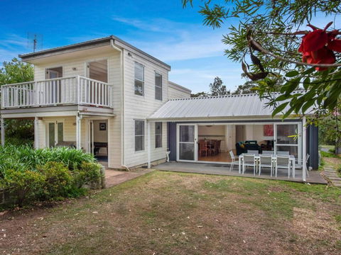 Tallwood Ave 77 Mollymook - Accommodation Georgetown 6