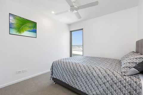 BRAND NEW OCEAN AVENUE TOWNHOUSE - Accommodation Georgetown 1