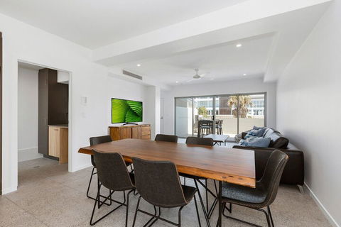 BRAND NEW OCEAN AVENUE TOWNHOUSE - Accommodation Georgetown 4