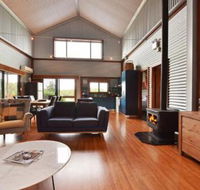 Kelman Cottage tucked away with pool  native wildlife - Accommodation Georgetown