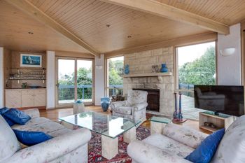 Latham Beach House - Accommodation Georgetown 3