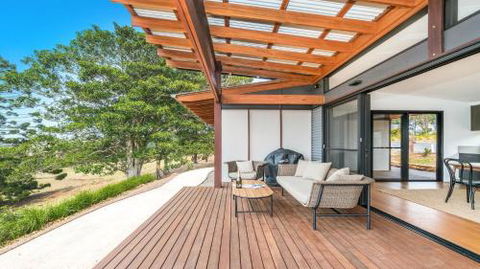 Byron Bay Luxury Holidays Carinya Cottages 3 - Accommodation Georgetown 4